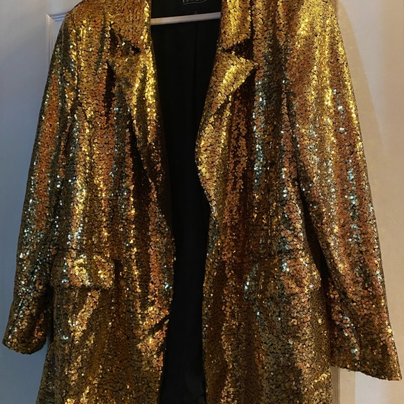 ELOQUII- gold sequin mini skirt and matching blazer - Picture 3 of 3